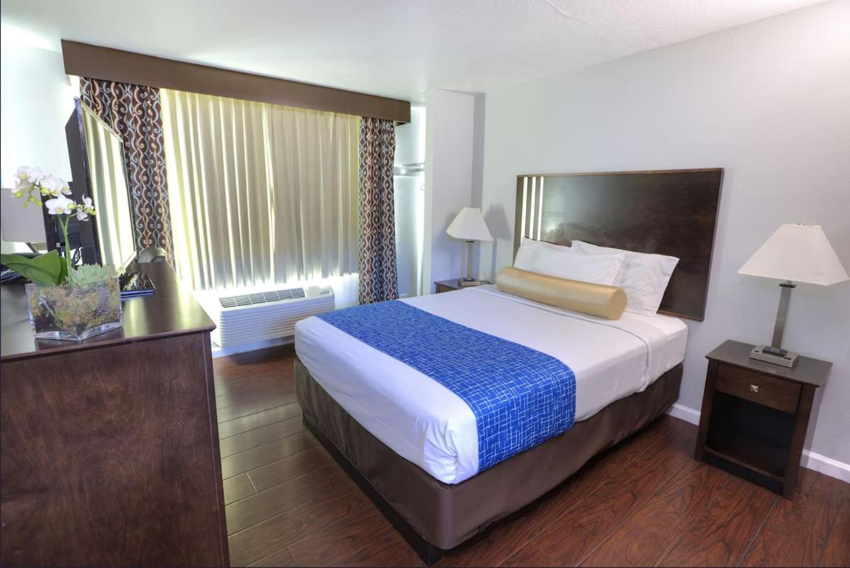 Sunrise Inn Point Loma Сан-Диего Экстерьер фото